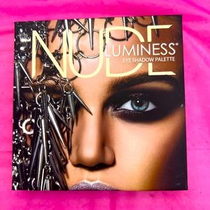 Luminess NUDE eye shadow palette